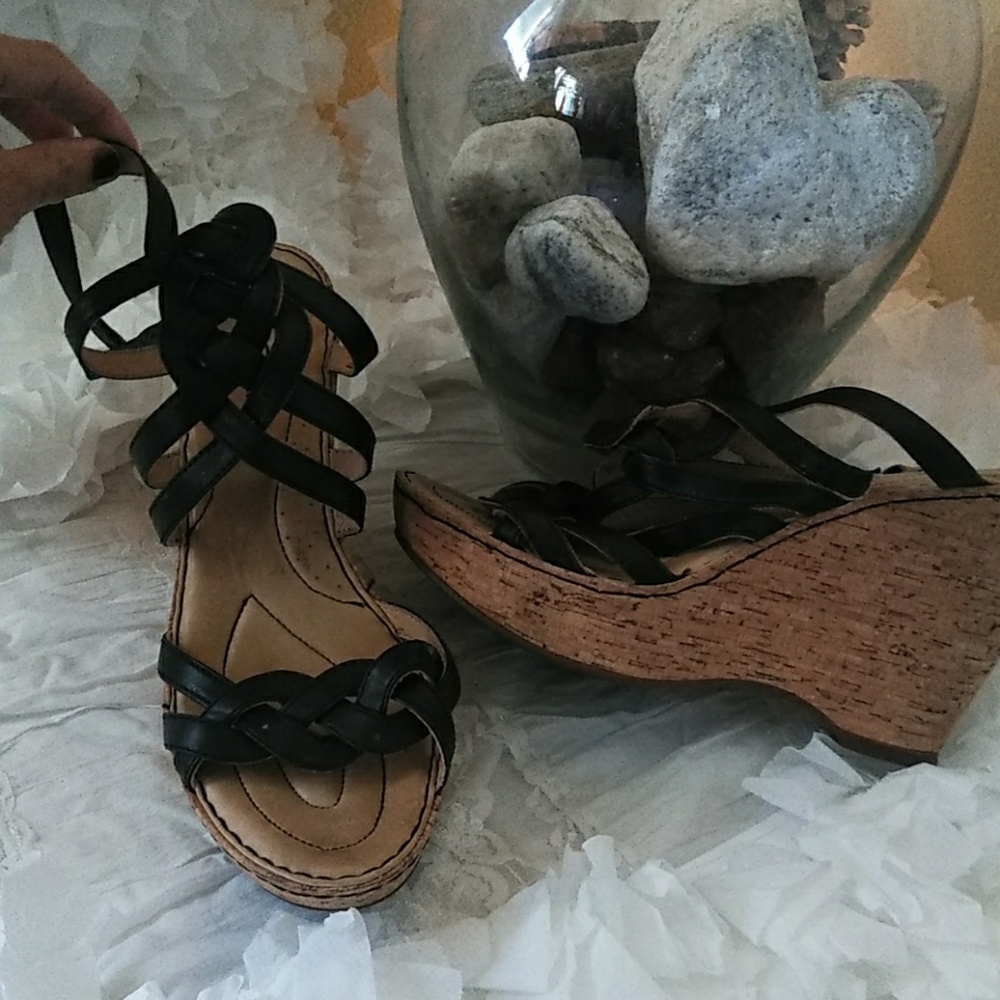 Born wedge sandals